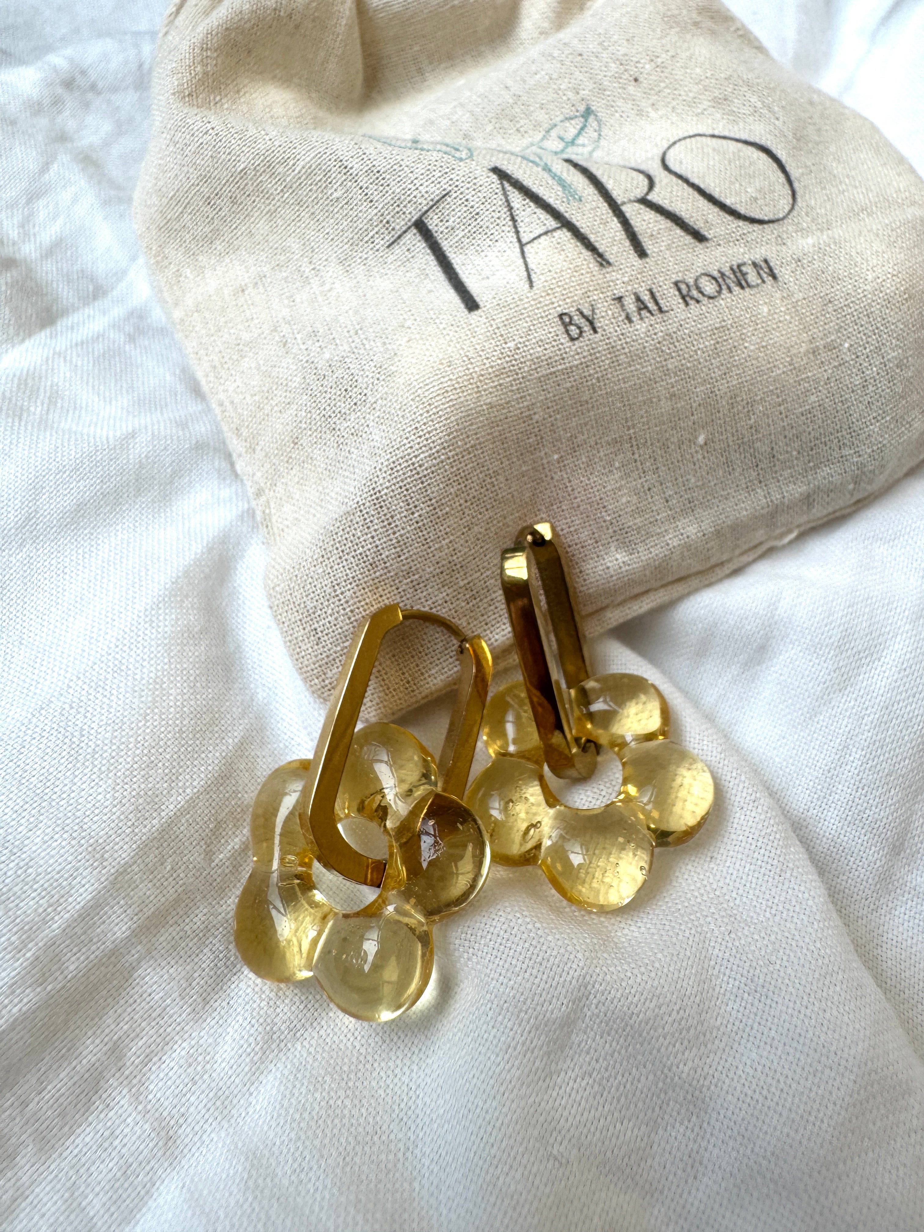 עגילי דייזי