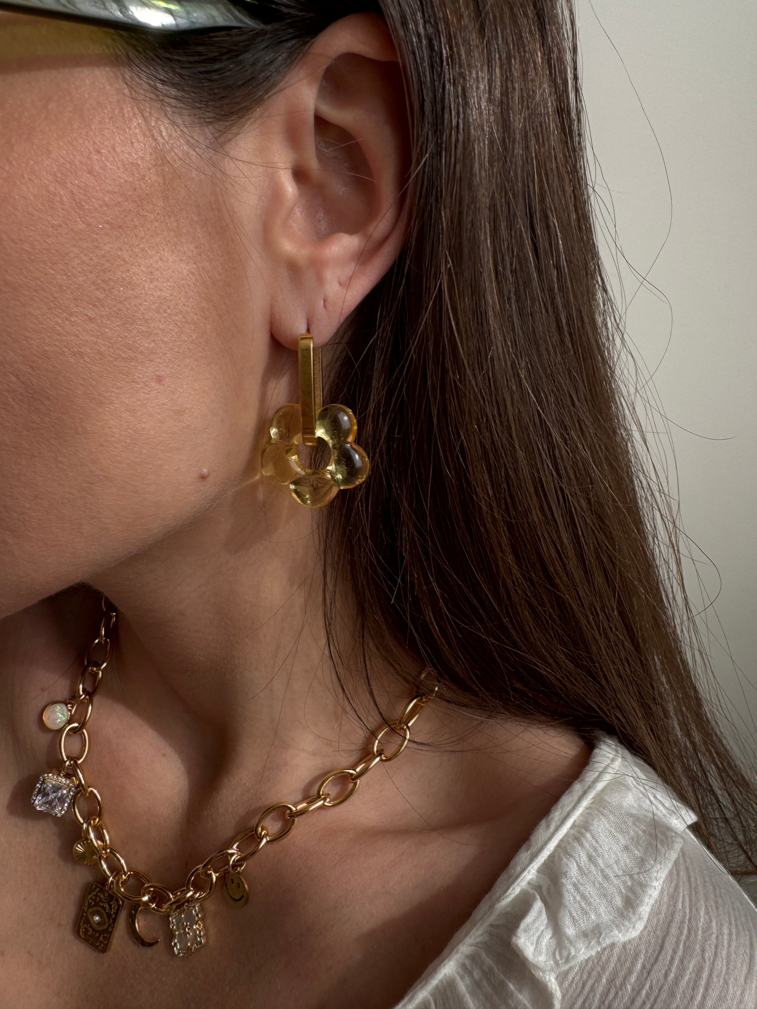 עגילי דייזי