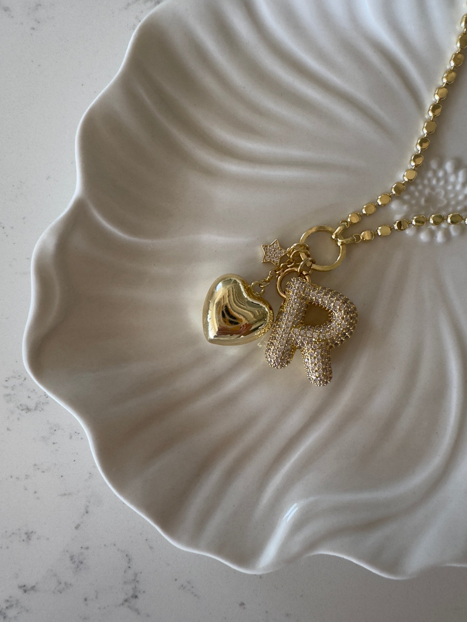 שרשרת אות לבחירה קמילה